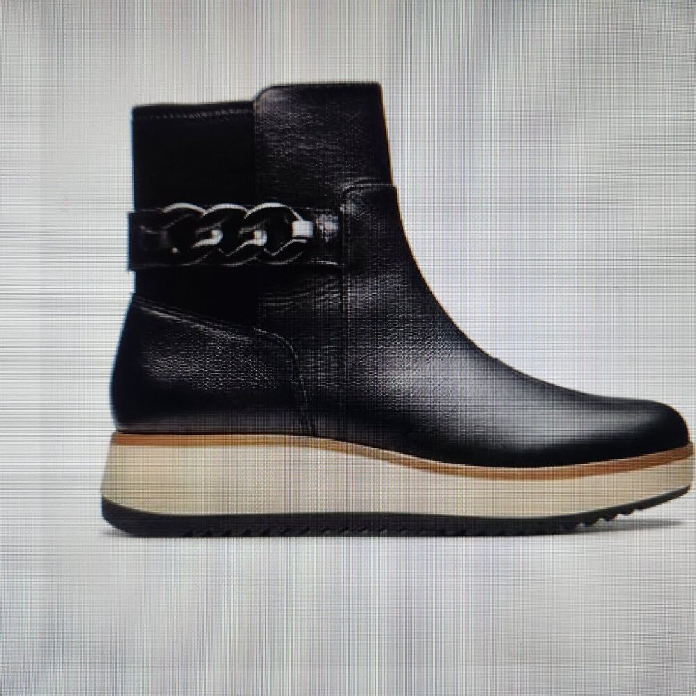 Clarks Leather "Zylah Rose" Black Booties. NIB. Size Various